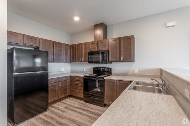 1BR, 1BA - 741 SF - Carnahan Glenn Apartments