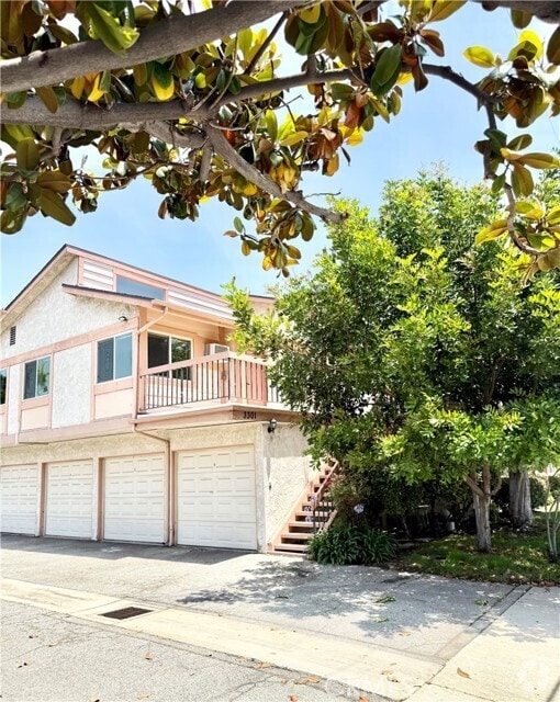 Building Photo - 3301 Pasadena Ave Rental