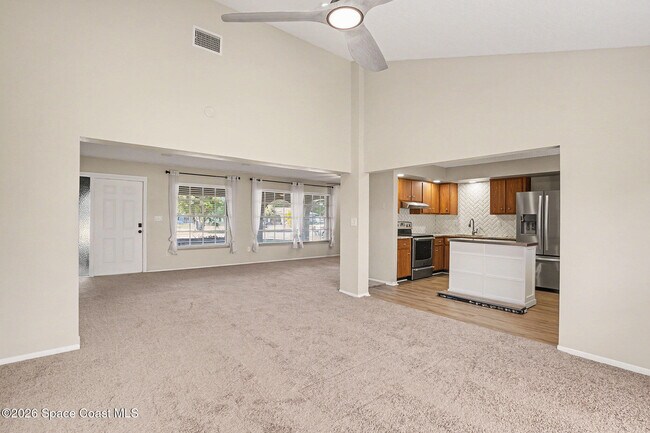 Photo - 1552 Dowse Ct NE