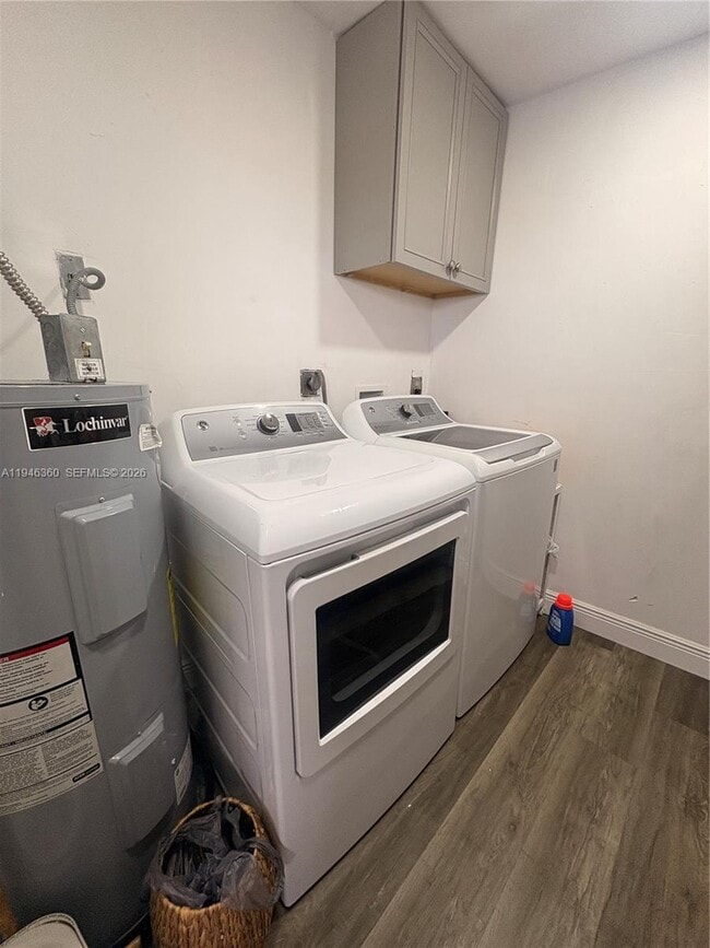 Photo - 8221 NW South River Dr