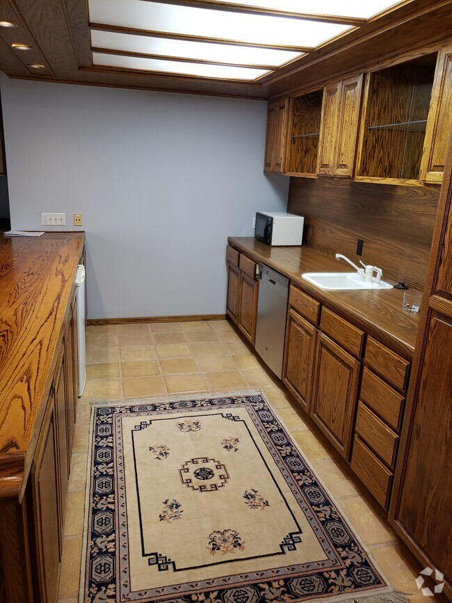 Building Photo - 3934 Alonzo Ave Unit 1 Rental