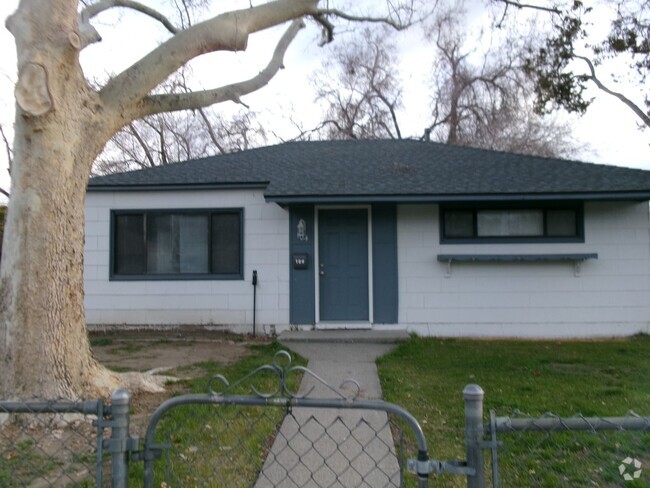 Building Photo - Adorable Single Story House in Sparks!