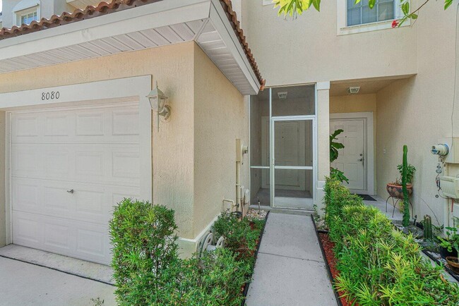 Photo - 8080 Briantea Dr