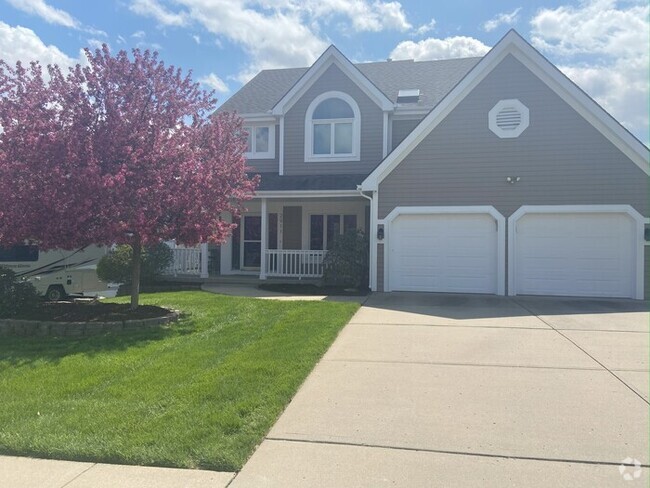Building Photo - Beautiful Home In Park Hill School District