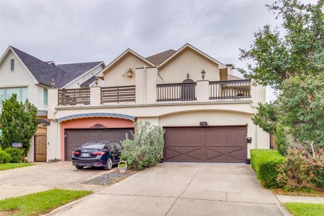 Building Photo - 3718 W Beverly Dr