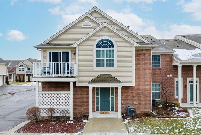 Photo - 28346 Adler Park Dr S Unidad 246