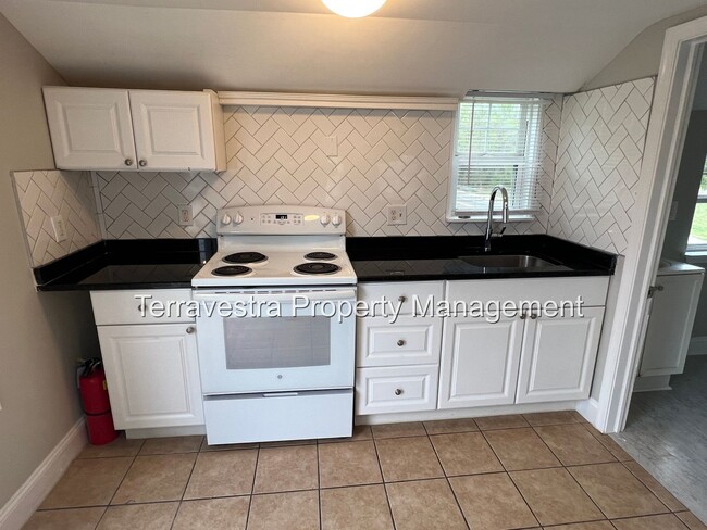 Photo - 110 Woodbury - Turnersville Rd Unidad B