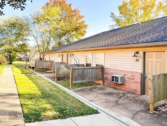 Photo - 100 Ballygar St Unit M