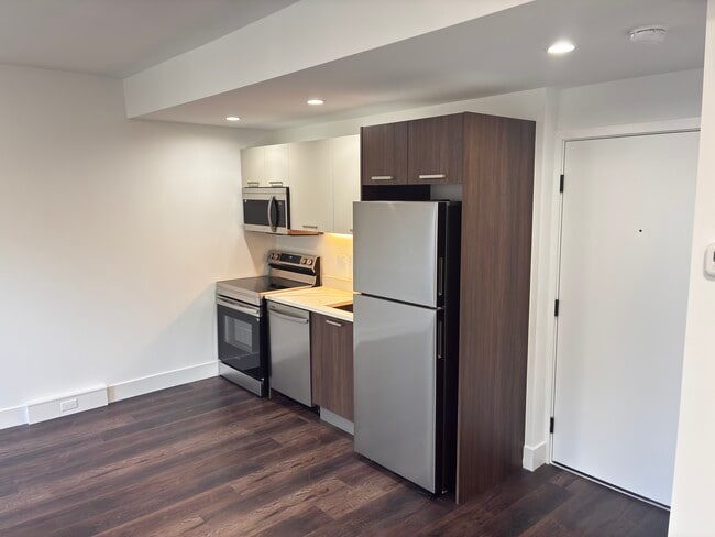 Photo - 1555 W Hollywood Ave Unidad 313