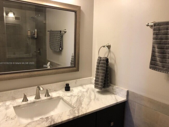 Photo - 3505 S Ocean Dr Unit 1115