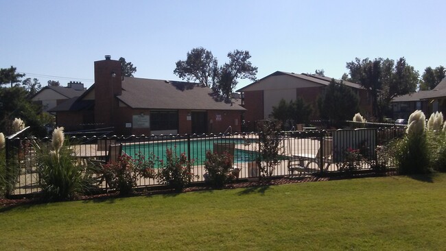 Whitehorse Apartments