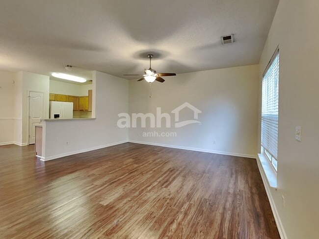 Photo - 8 War Admiral Way