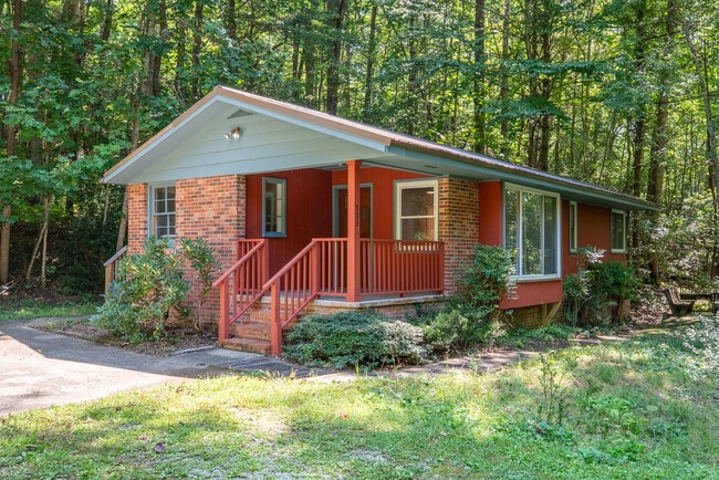 Building Photo - 503 Clement Rd