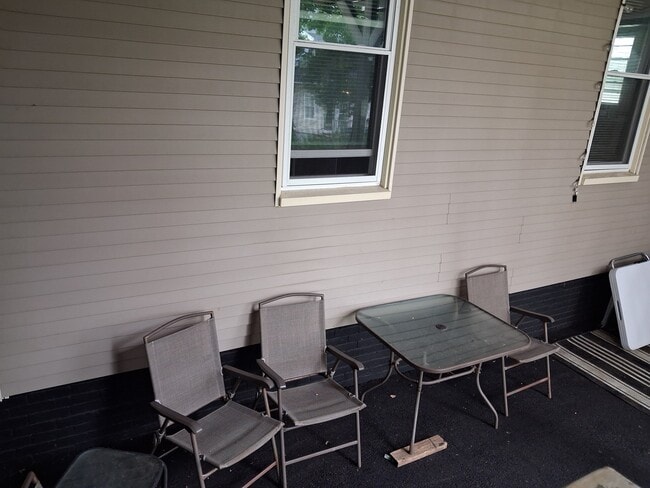5 Sawyer Pl Unit 1