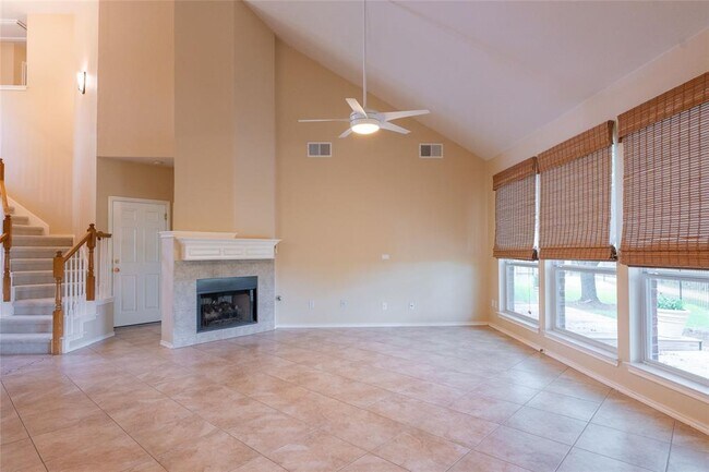 Photo - 1106 Camden Cove