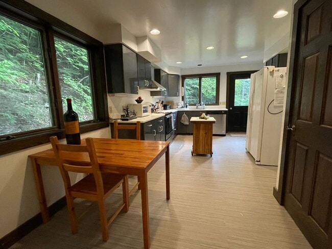 Photo - 4421 Lake Morey Rd Unit Upstairs