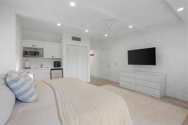 Photo - 13334 Polo Club Rd Unit 211