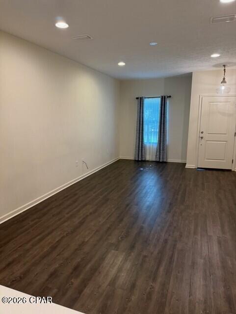 Photo - 107 Fernwood St