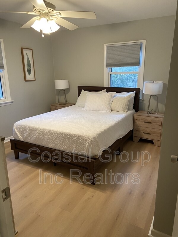 4528 Lauderdale Ave Condo Condo for Rent in Virginia Beach, VA