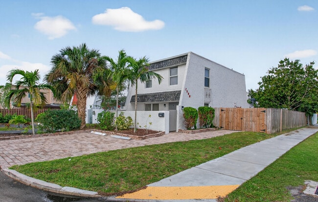 Photo - 7599 NW 73rd Terrace