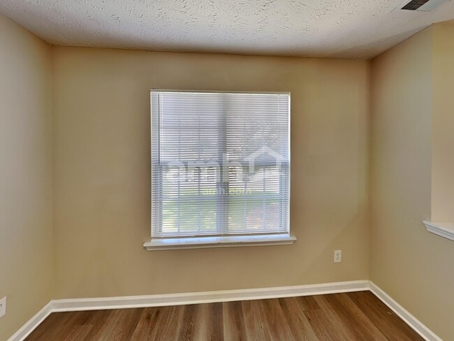 Photo - 3395 Essex Ct NW