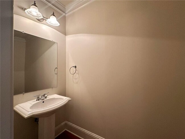 Photo - 5132 Meridian Ln