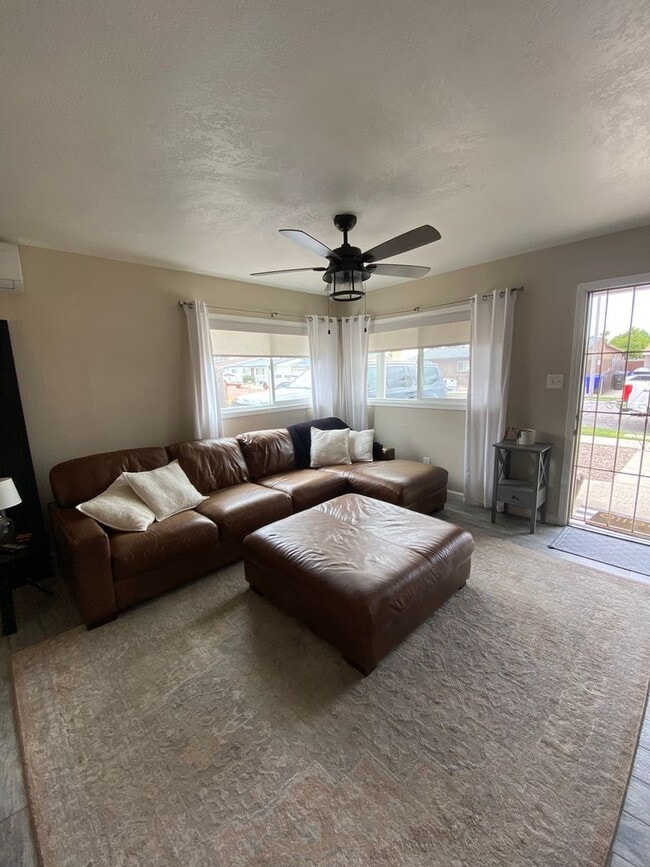 Photo - Gorgeous, Spacious 3 bed / 1 bath located near Encanto, San Diego!