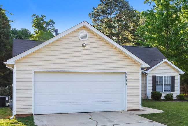 Building Photo - 2133 Millstone Ln