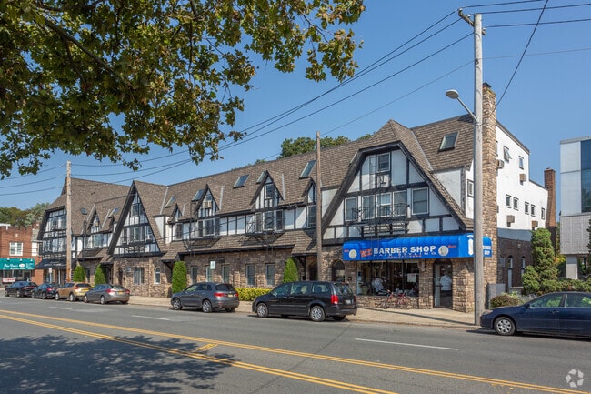 Fairfield Town Centre At Hewlett