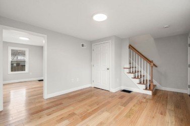 Photo - 98 Uncatena Ave