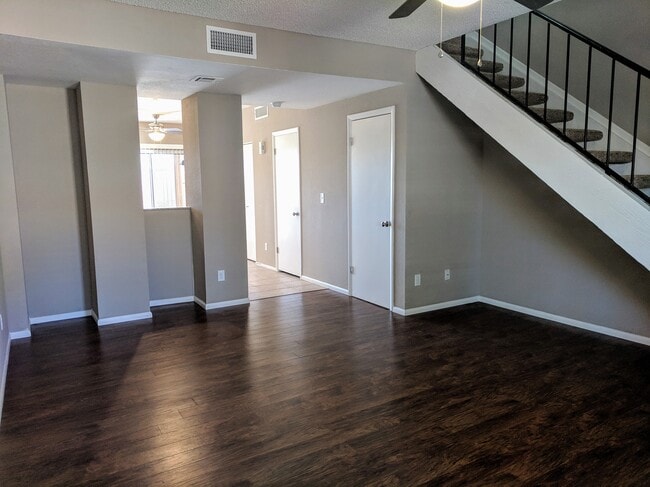 Photo - 4608 W Maryland Ave Unit 1126