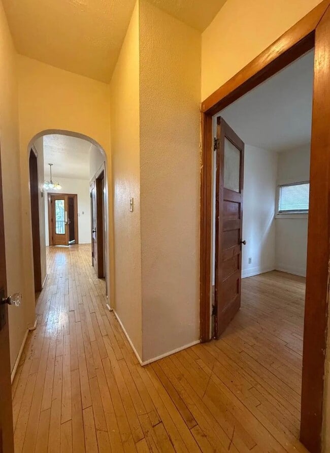 Photo - 3034 W State St