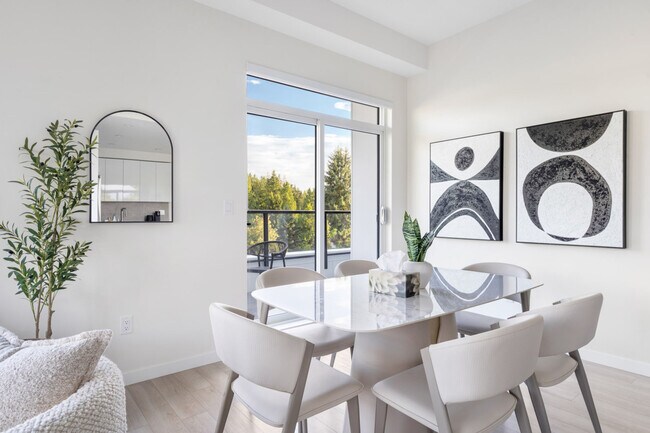 Photo - 14257-1103A 103A Ave Unit ID1262260P