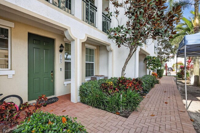 Building Photo - 2705 SW 119th Way