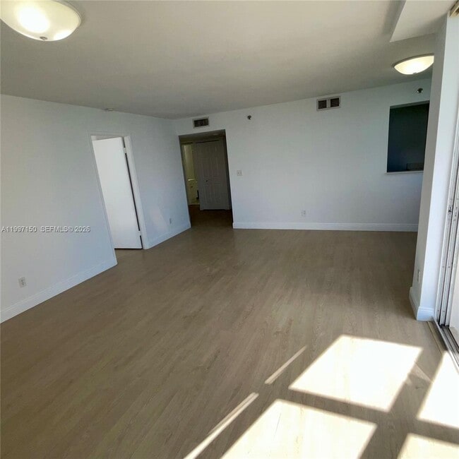 Photo - 770 Claughton Island Dr Unit 1715