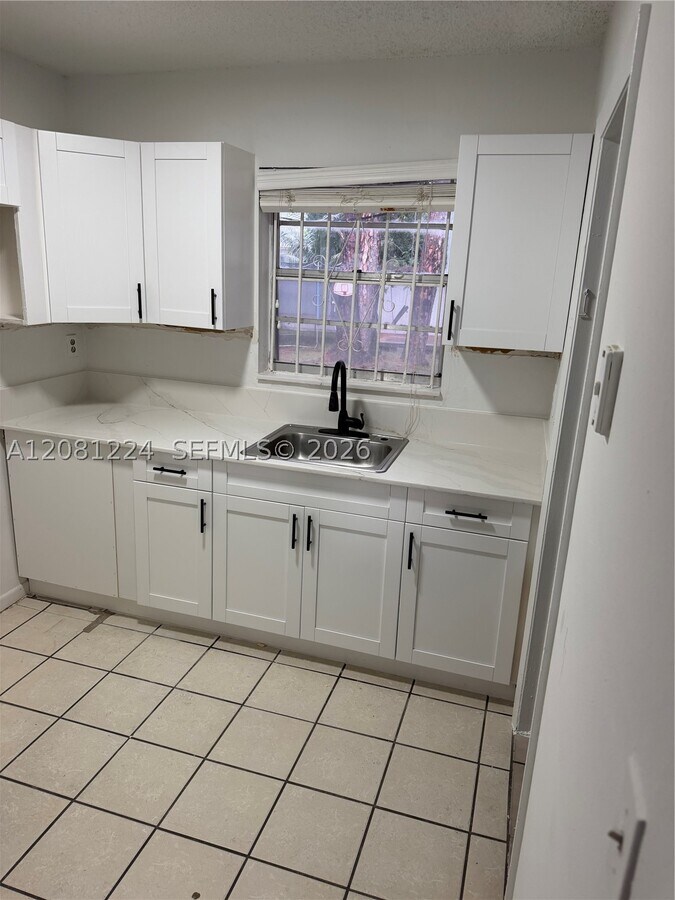 Photo - 15813 NW 38th Pl