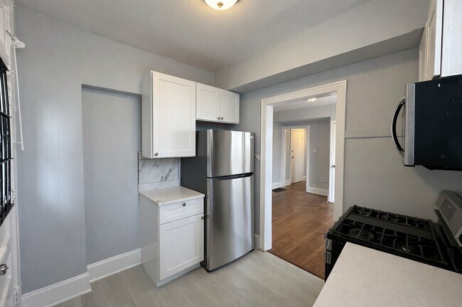 Photo - 7329 N Honore St Unit 3B