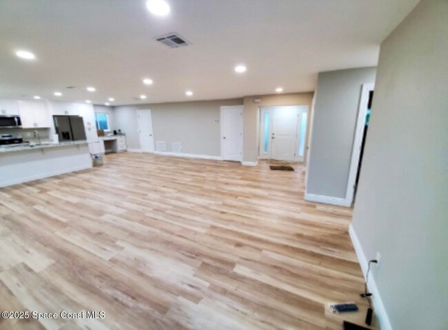 Photo - 537 Royal Palm Blvd
