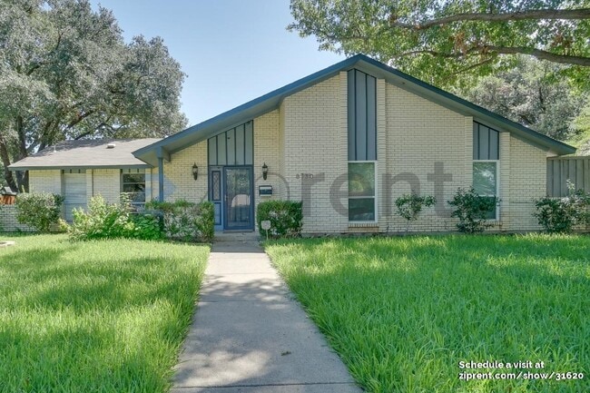 Building Photo - 8730 Grenadier Dr Rental