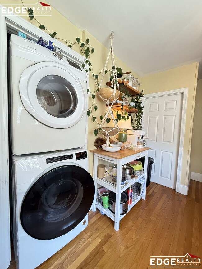 Photo - 61-63 Surrey St. Unit 1 Unit 1