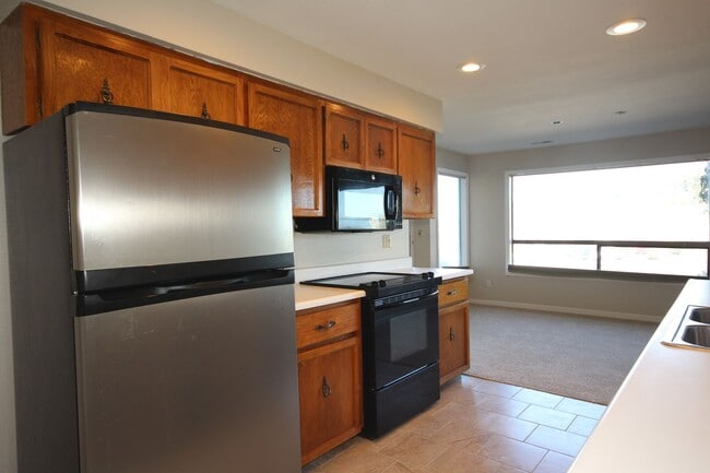 Photo - Large Redondo Condo with Waterfront View!