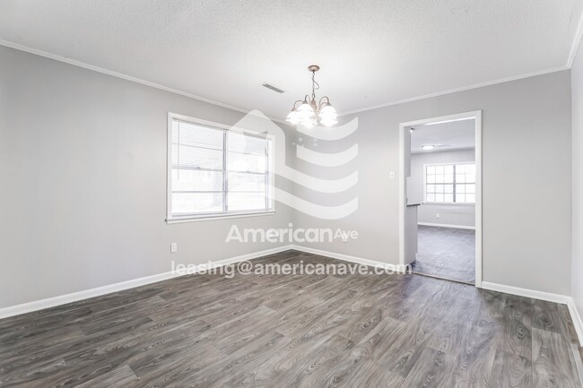 Photo - 1801 Graham Rd