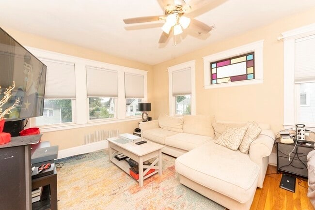 28 Waite St Unit 28