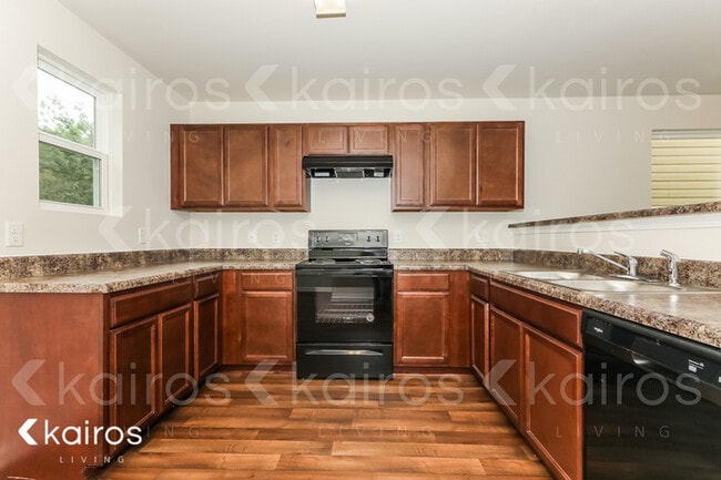 Photo - 132 Tybo Dr
