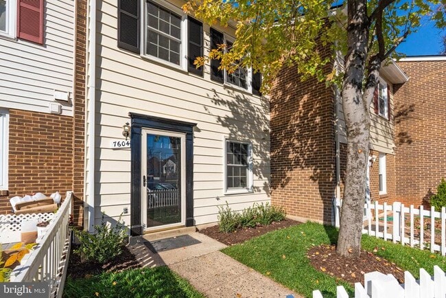 Photo - 7604 Somerset Ln