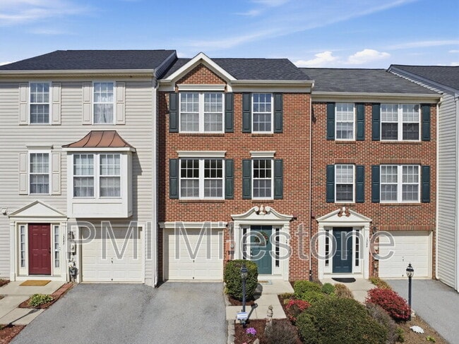 Building Photo - 1247 Mare St