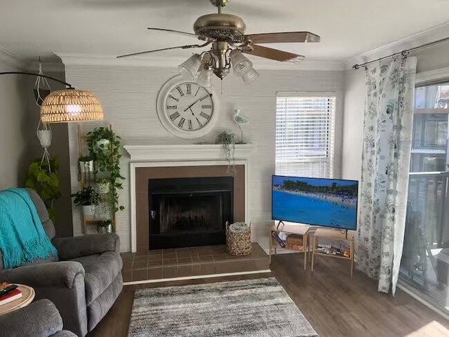 Photo - 18857 Vineyard Point Ln Unit Dockside