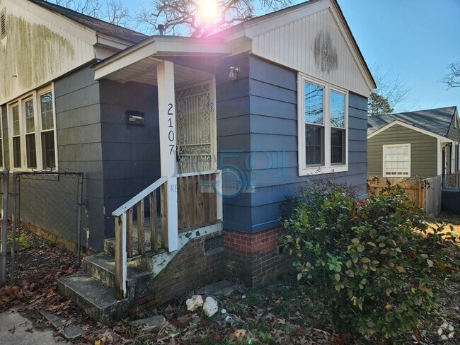 Building Photo - Great Family Home!  4BR 2 BA