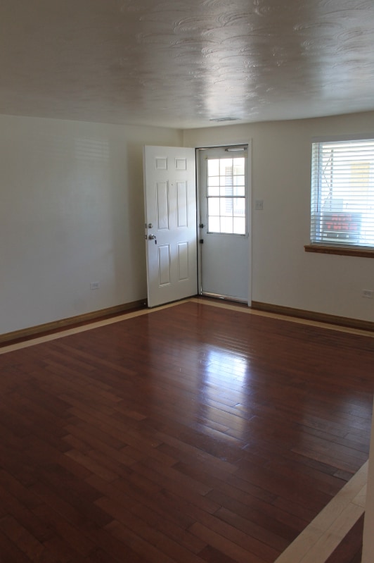 Photo - 4225 W 70th Pl Unidad a