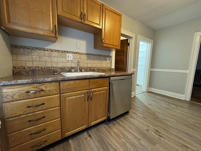 Photo - 18 Burgoyne St Unit 1